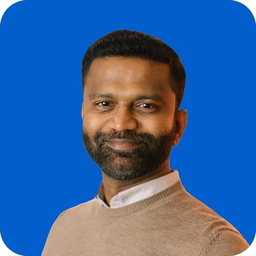 A portrait of Manoj Ganapathy